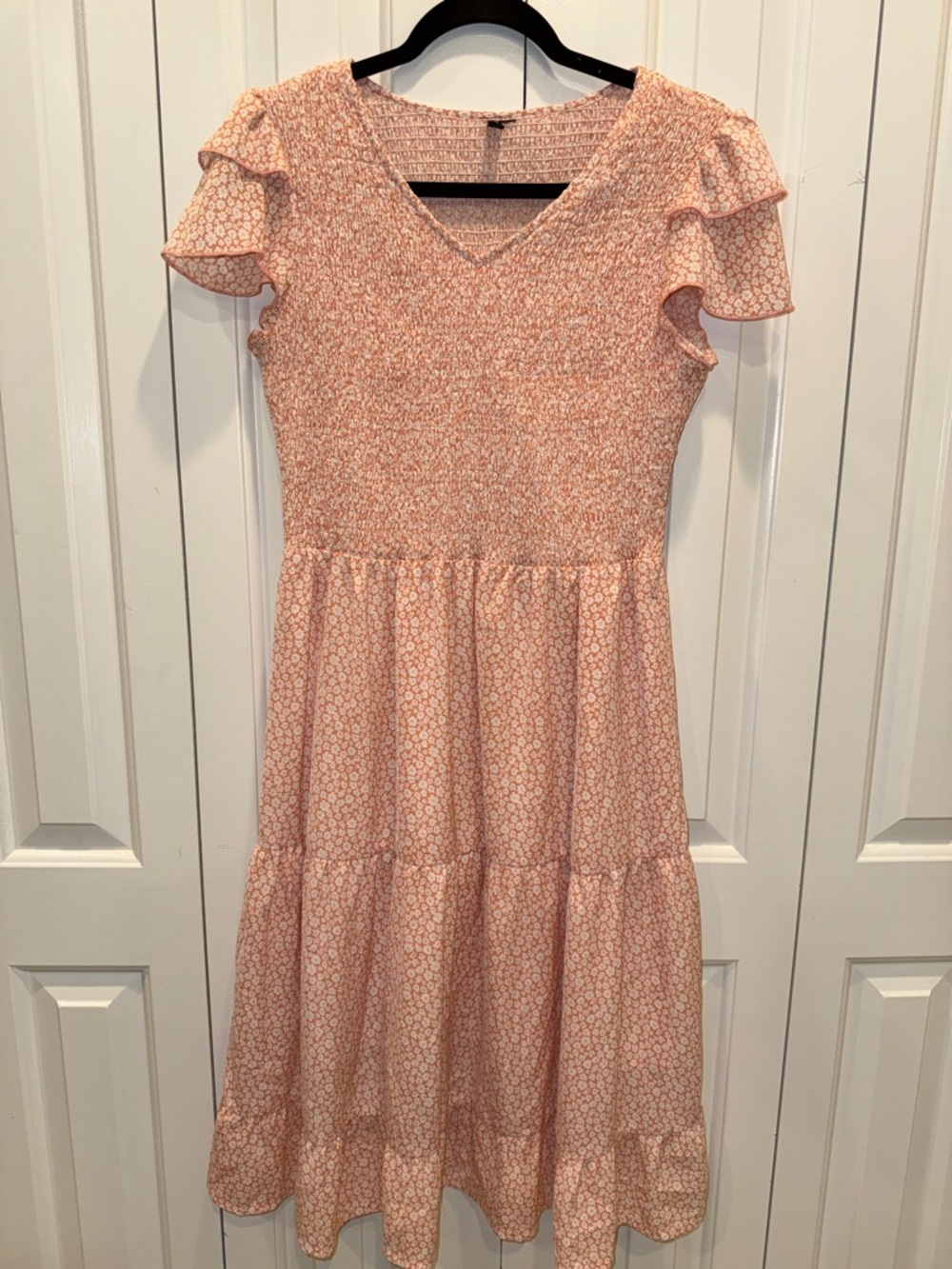 Women's Pink Floral V-Neck‎ Tiered Dress